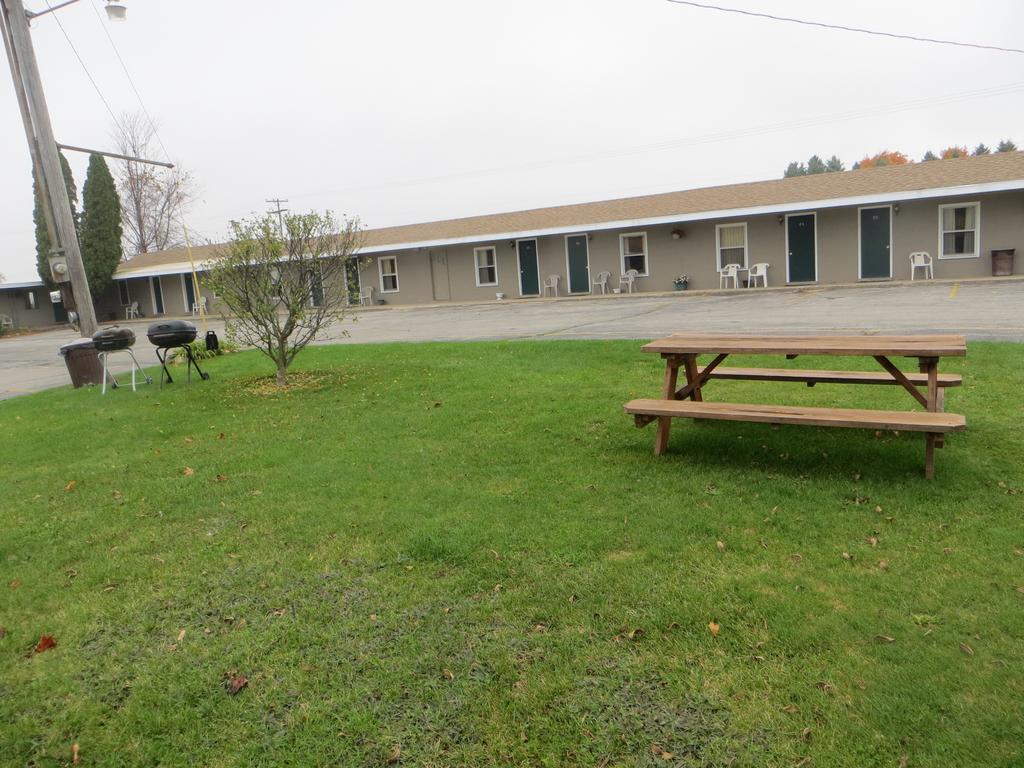 Gateway Motel - Hart Exterior foto